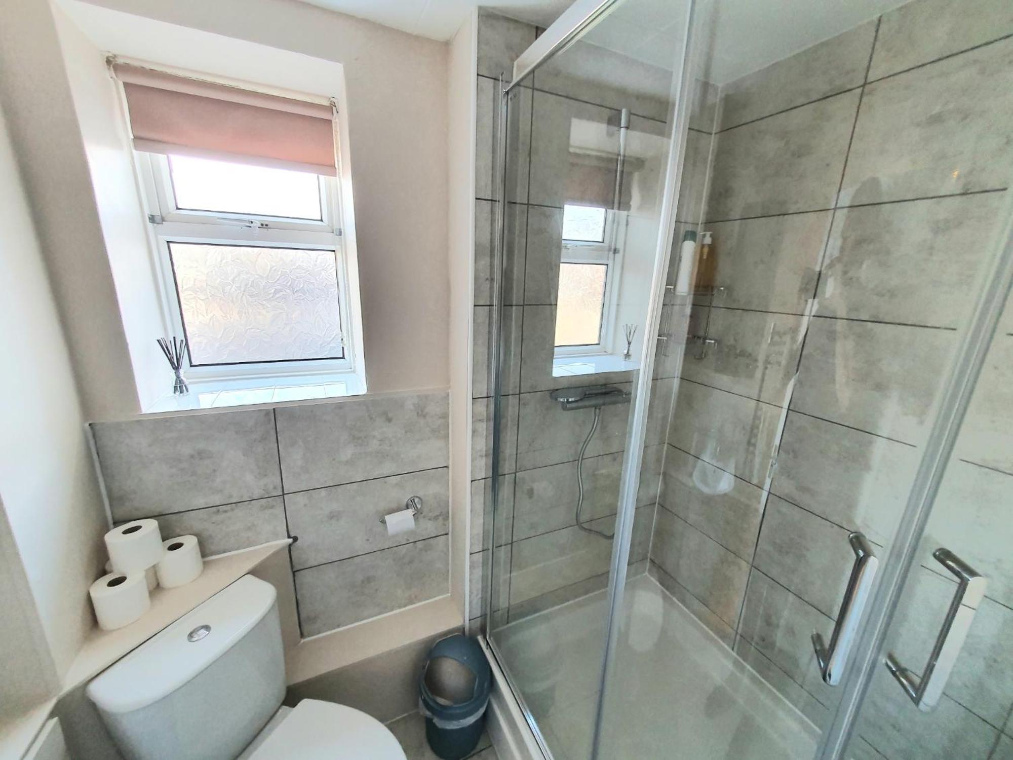 Wentworth Apartment With 2 Bedrooms, Superfast Wi-Fi And Parking Ситтингбурн Экстерьер фото